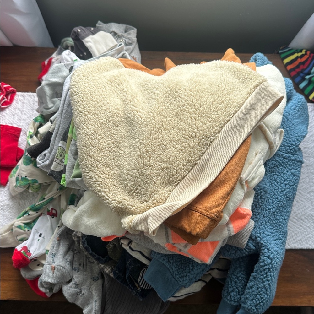 Baby boy 6/9 30+ piece bundle